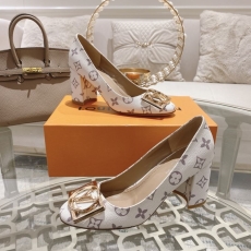 Louis Vuitton Heeled Shoes